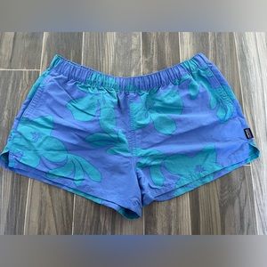 Patagonia Barely Baggies Hawaiian print shorts Size Large